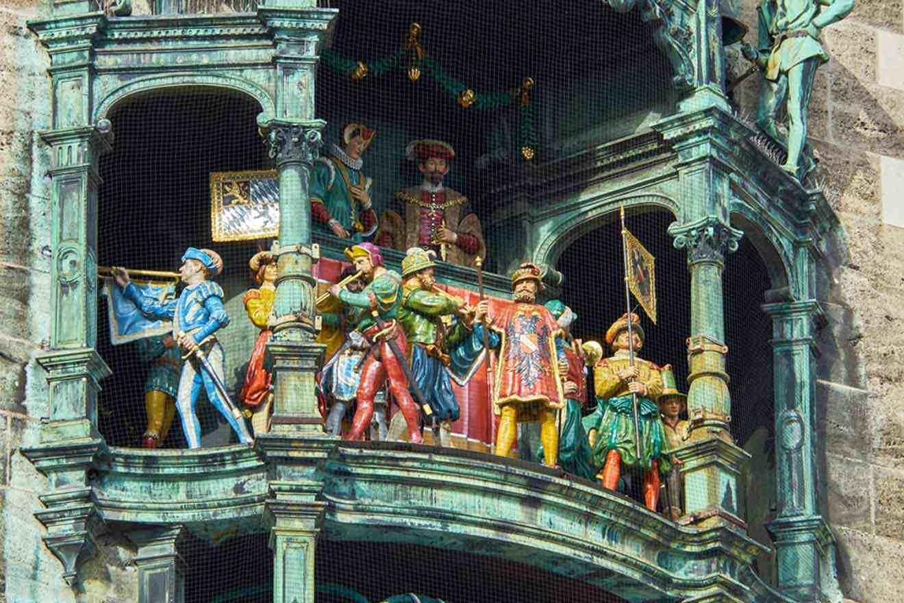 19 EPIC Things To Do In Munich 2024 An Insider S Guide   1 Rathaus Glockenspiel Things To Do In Munich 660x440@2x 