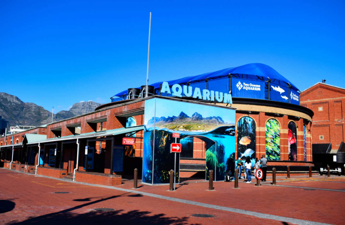 the entrance of an aquarium