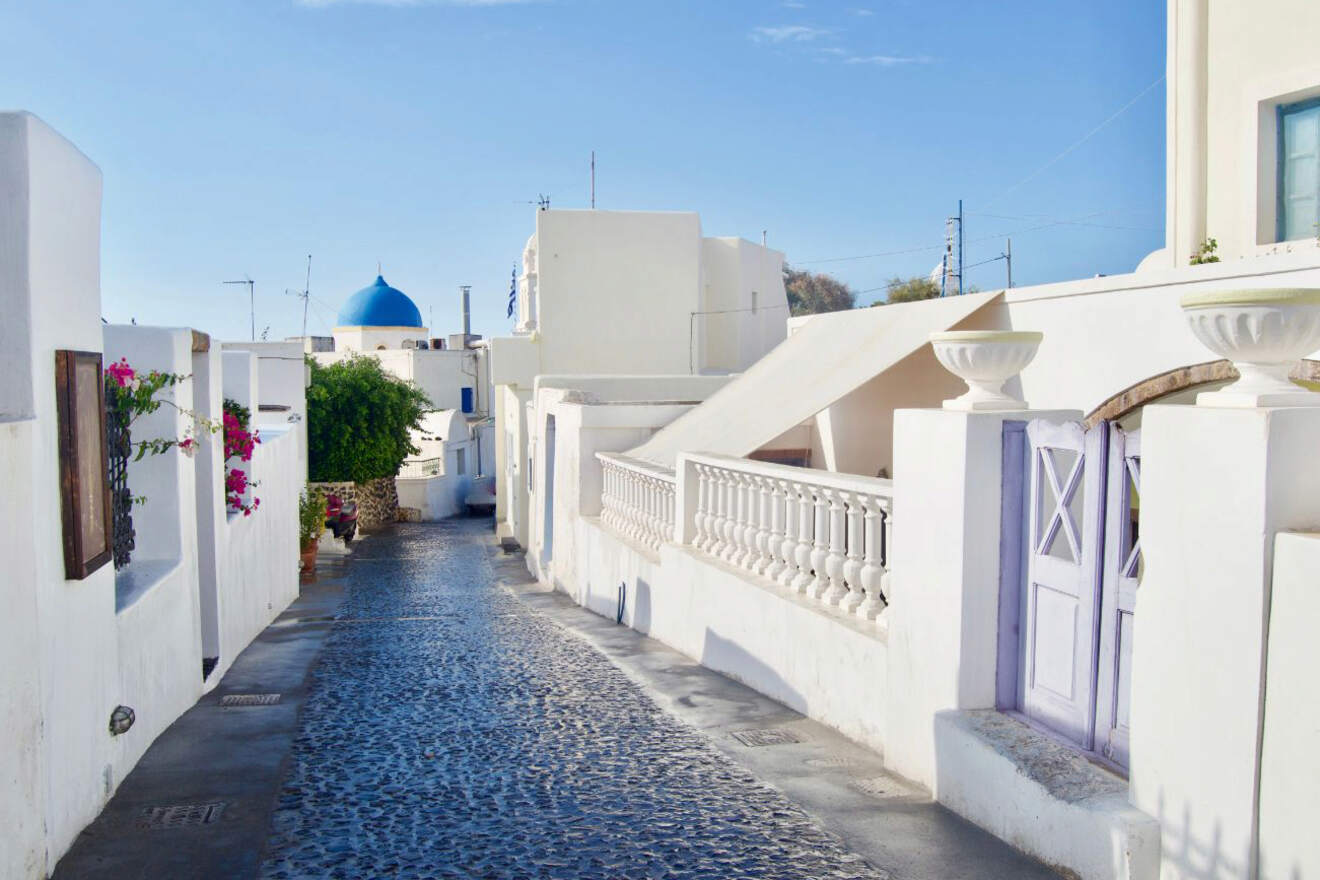 Megalochori, a quaint village in Santorini known for its historical mansions, wine culture, and easy access to the port for exploring the Aegean
