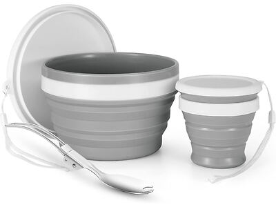 Collapsible gray and white food containers with lids, accompanied by a foldable spoon and fork.
